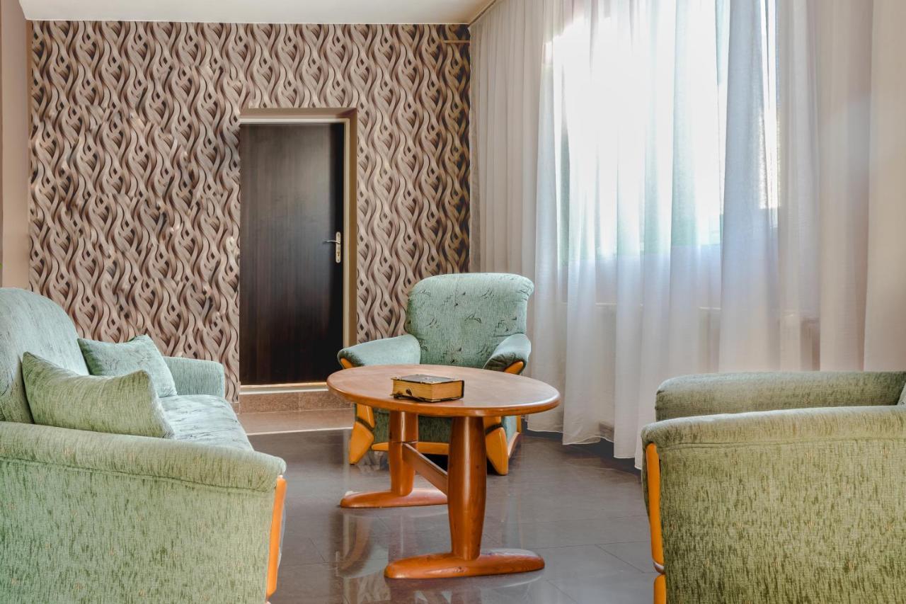 ברנו Hotel Zannam מראה חיצוני תמונה