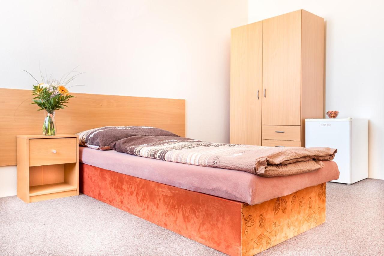 ברנו Hotel Zannam מראה חיצוני תמונה