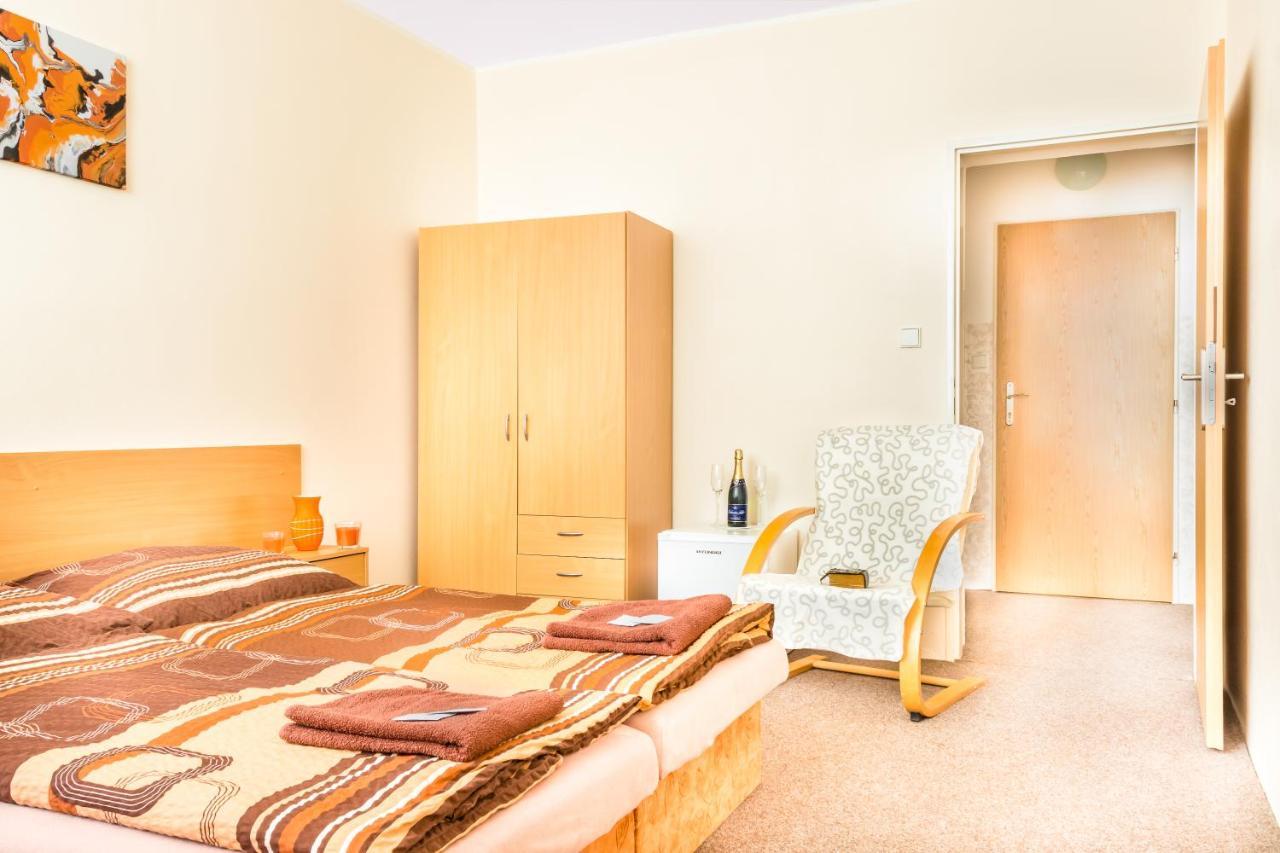 ברנו Hotel Zannam מראה חיצוני תמונה